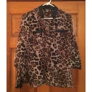 Charlotte Russe Leopard print button up top